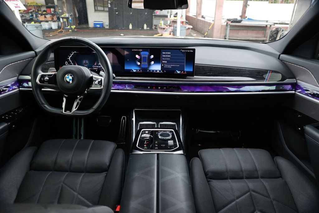 Used 2023 BMW 740i w/ Executive Package RWD image 24