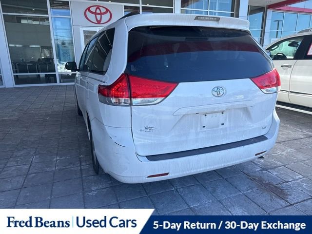 Used 2013 Toyota Sienna LE image 8