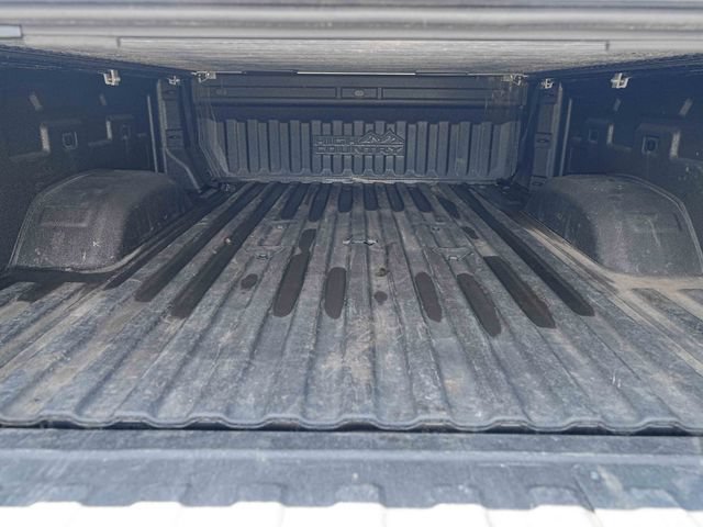 Used 2022 Chevrolet Silverado 2500 High Country w/ Z71 Off-Road Package AWD/4WD image 15