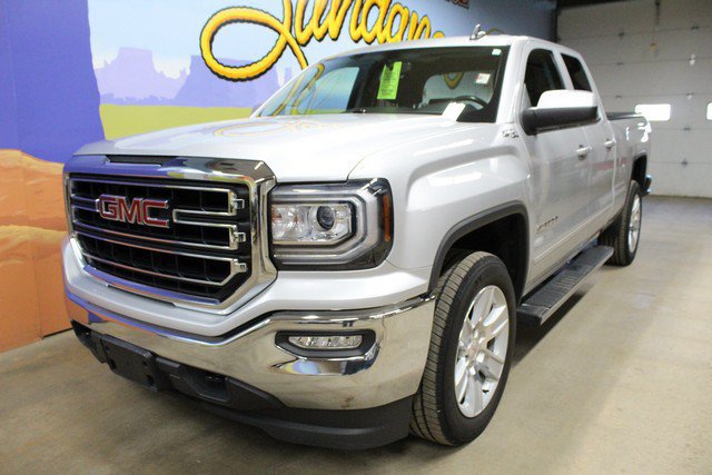 Used 2019 GMC Sierra 1500 SLE w/ SLE Value Package AWD/4WD image 8