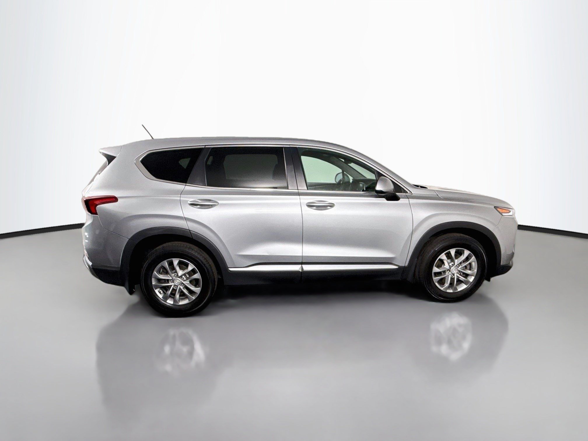 Used 2020 Hyundai Santa Fe SE FWD image 11