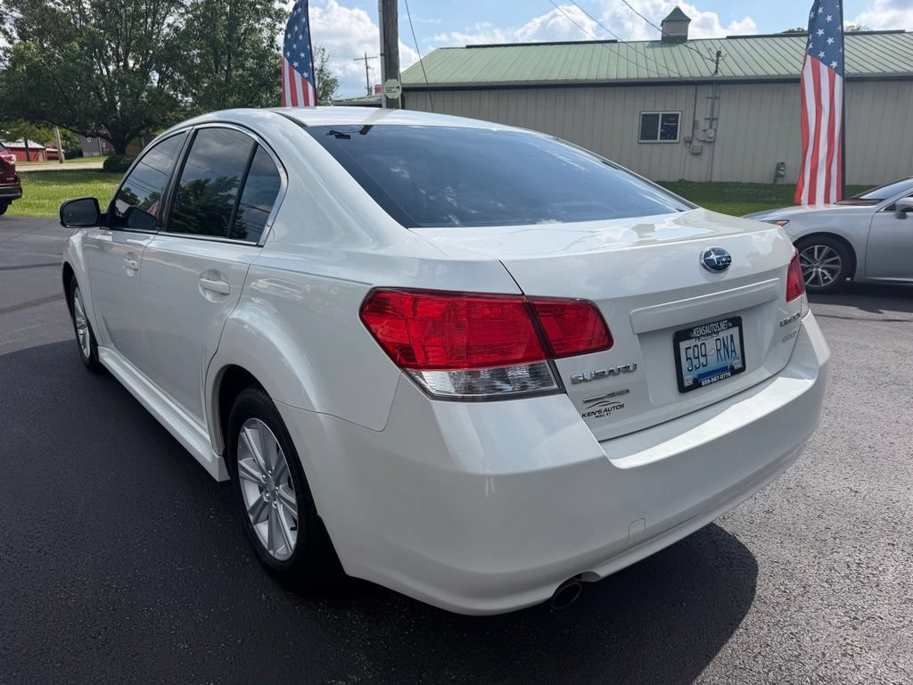 Used 2011 Subaru Legacy 2.5i Premium AWD/4WD image 7