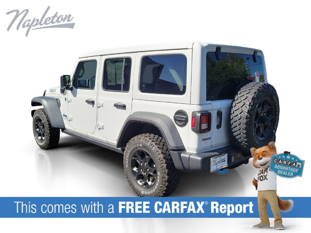 Used 2023 Jeep Wrangler Unlimited w/ Sun & Screen Package AWD/4WD image 3