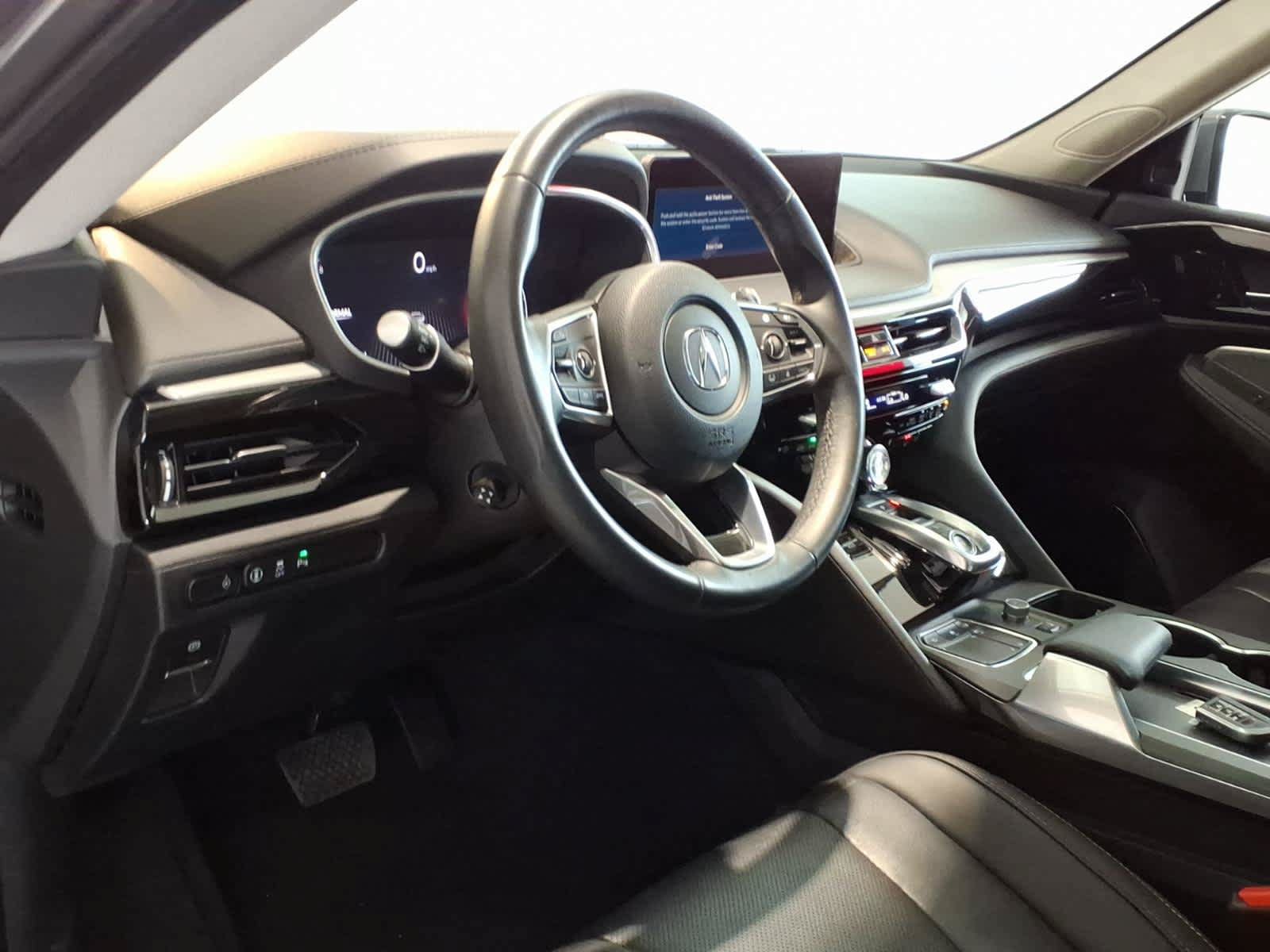 Used 2024 Acura MDX SH-AWD w/ Technology Package image 9