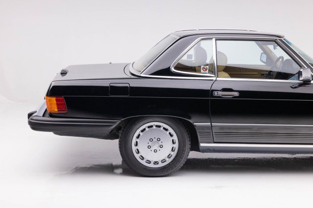 Used 1989 Mercedes-Benz 560 SL image 33