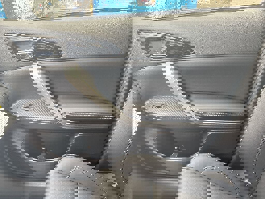 New 2025 Mitsubishi Eclipse Cross SEL image 24