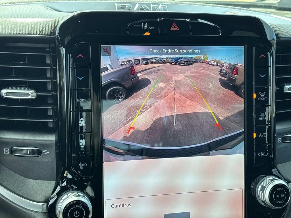 New 2026 RAM 1500 4x4 Crew Cab image 21