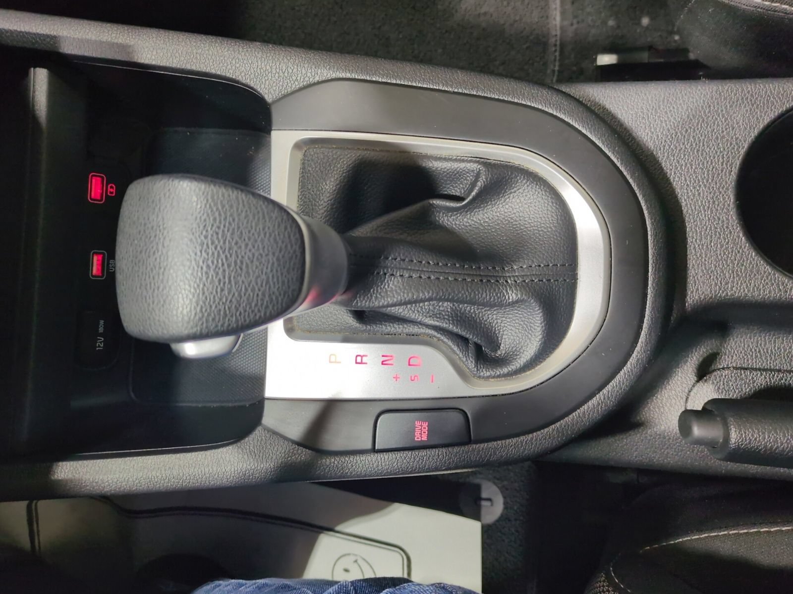 Certified 2024 Kia Forte LXS FWD image 20