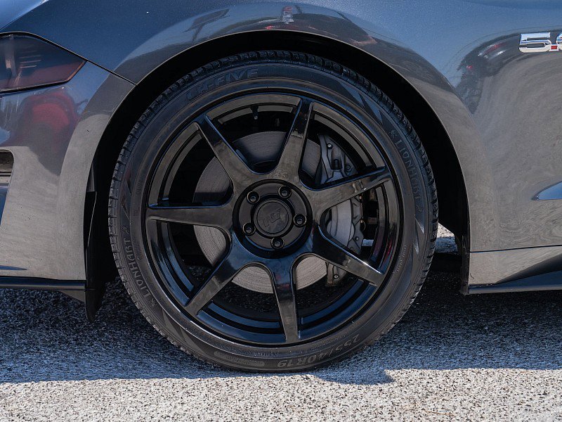 Used 2018 Ford Mustang GT image 31