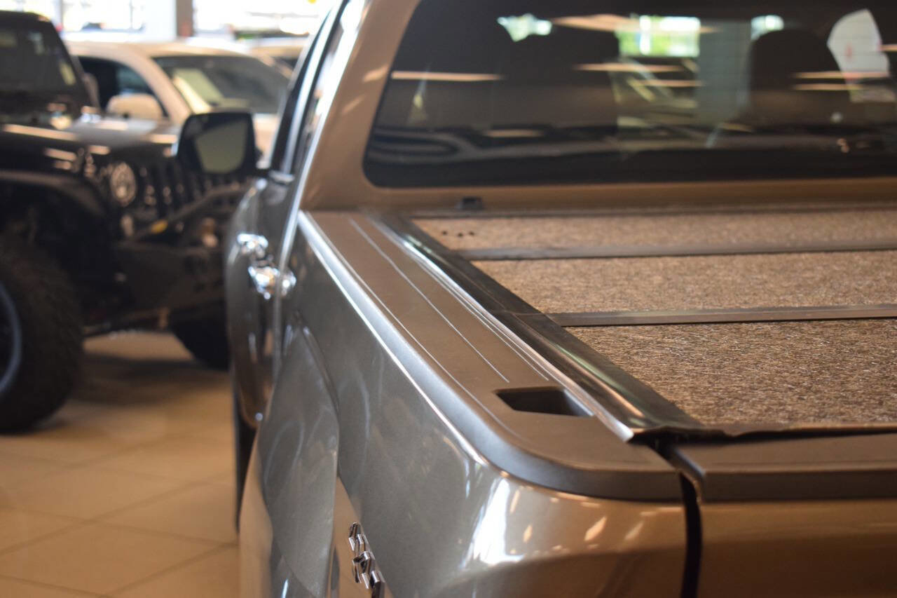 Used 2015 GMC Canyon SLT w/ Driver Alert Package image 50