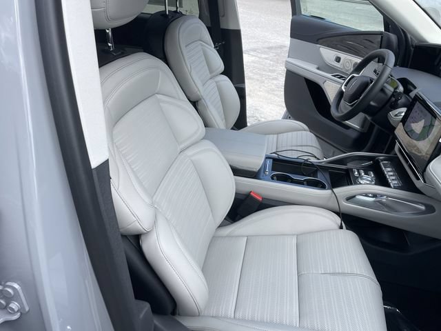 New 2026 Lincoln Nautilus Reserve AWD/4WD image 27