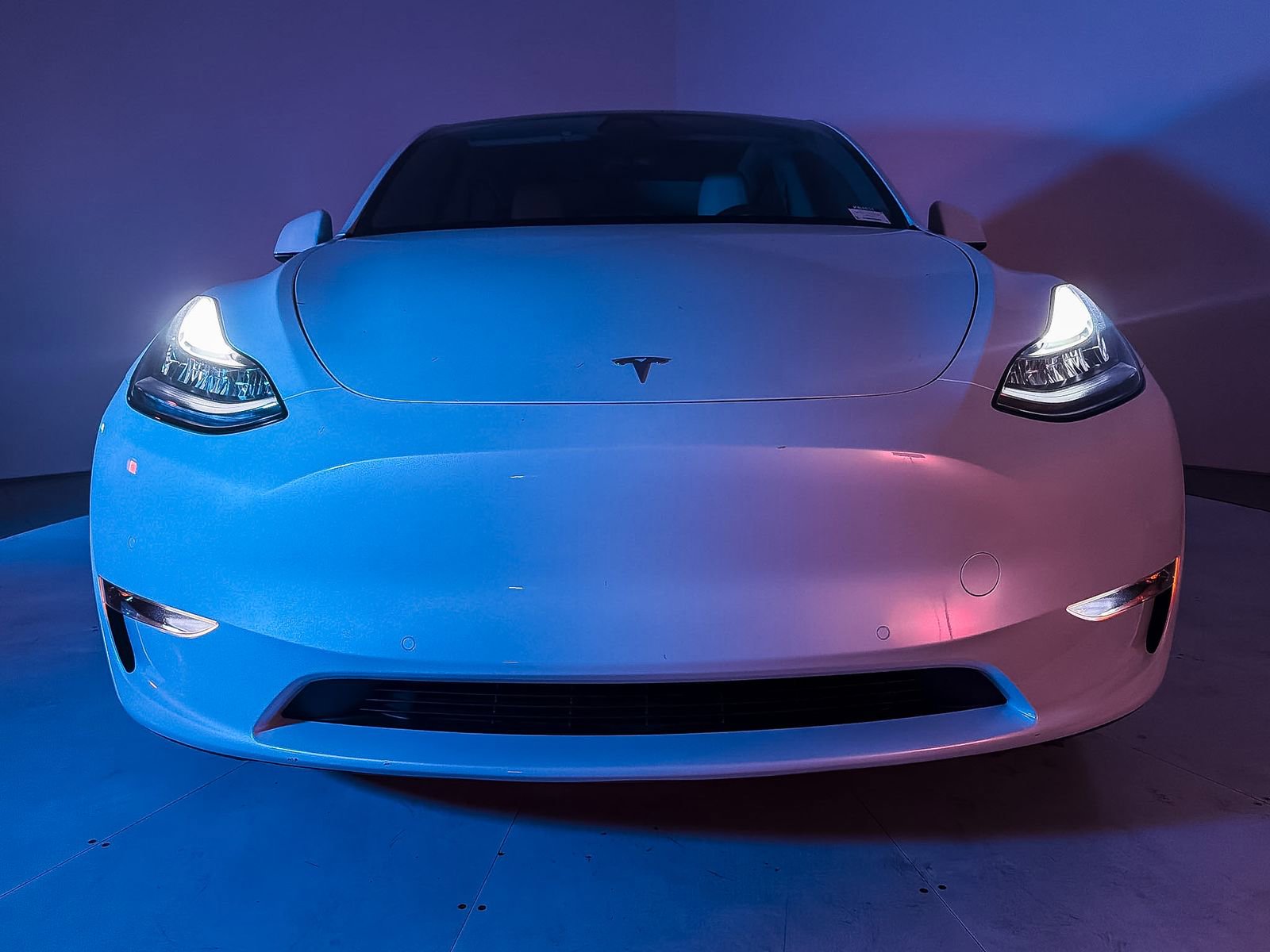 Used 2022 Tesla Model Y Long Range image 5