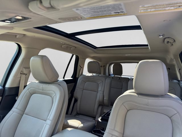 Used 2021 Lincoln Aviator Reserve w/ Equipment Group 201A AWD/4WD image 18