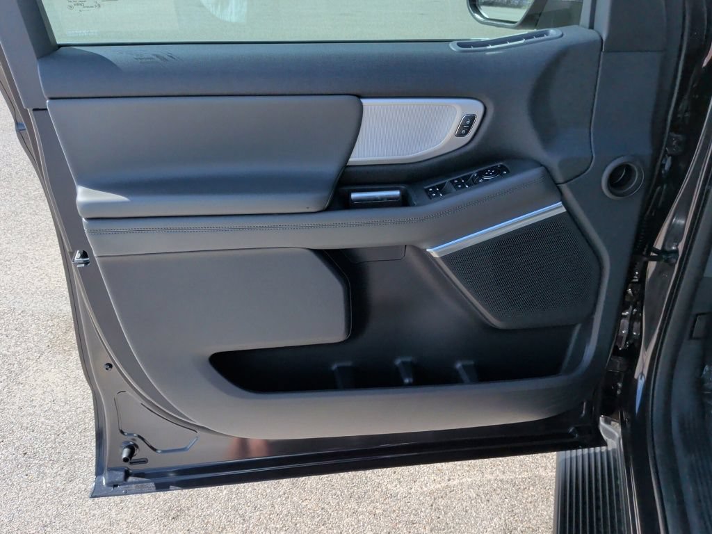 New 2026 Ford Expedition Active RWD image 10