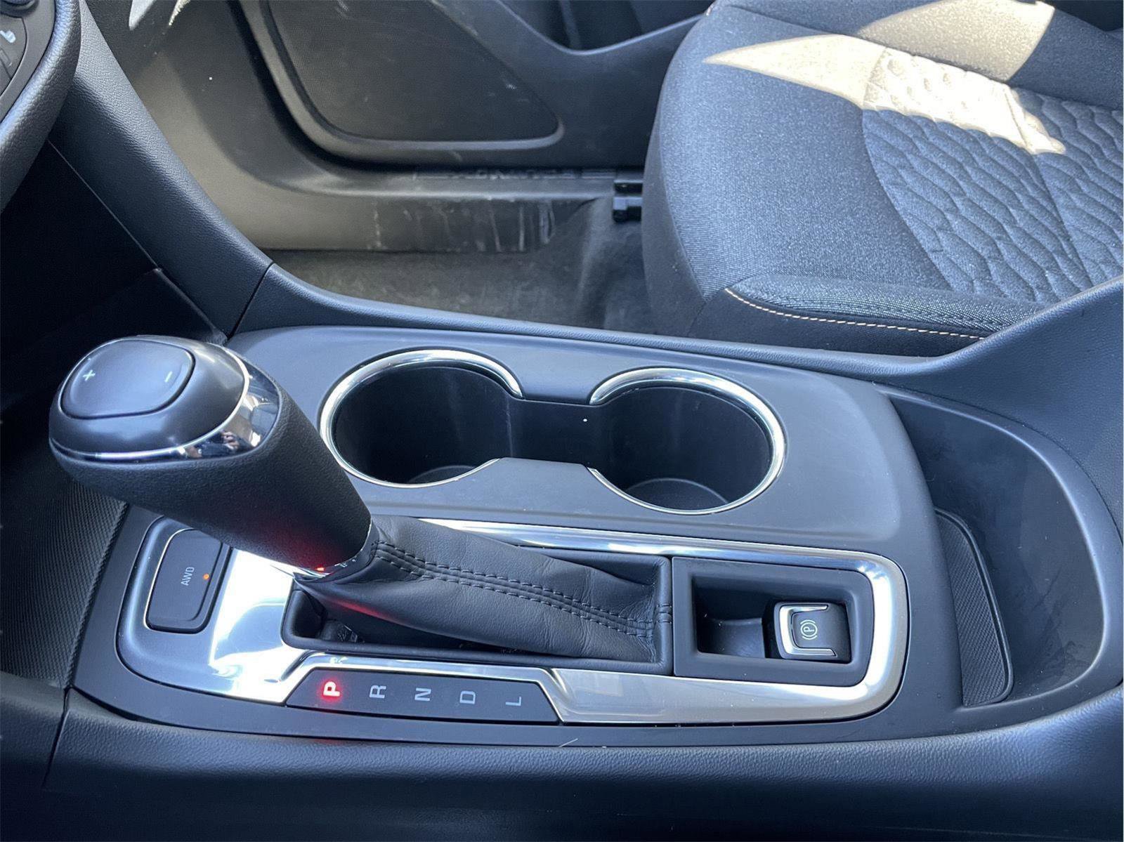 Used 2020 Chevrolet Equinox LT image 30