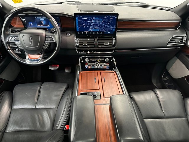 Used 2024 Lincoln Navigator Reserve image 23