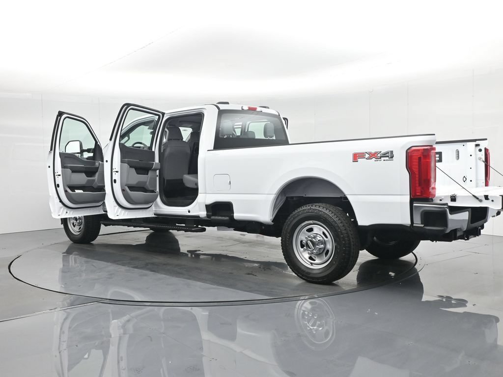 New 2026 Ford F350 XL w/ FX4 Off-Road Package AWD/4WD image 28