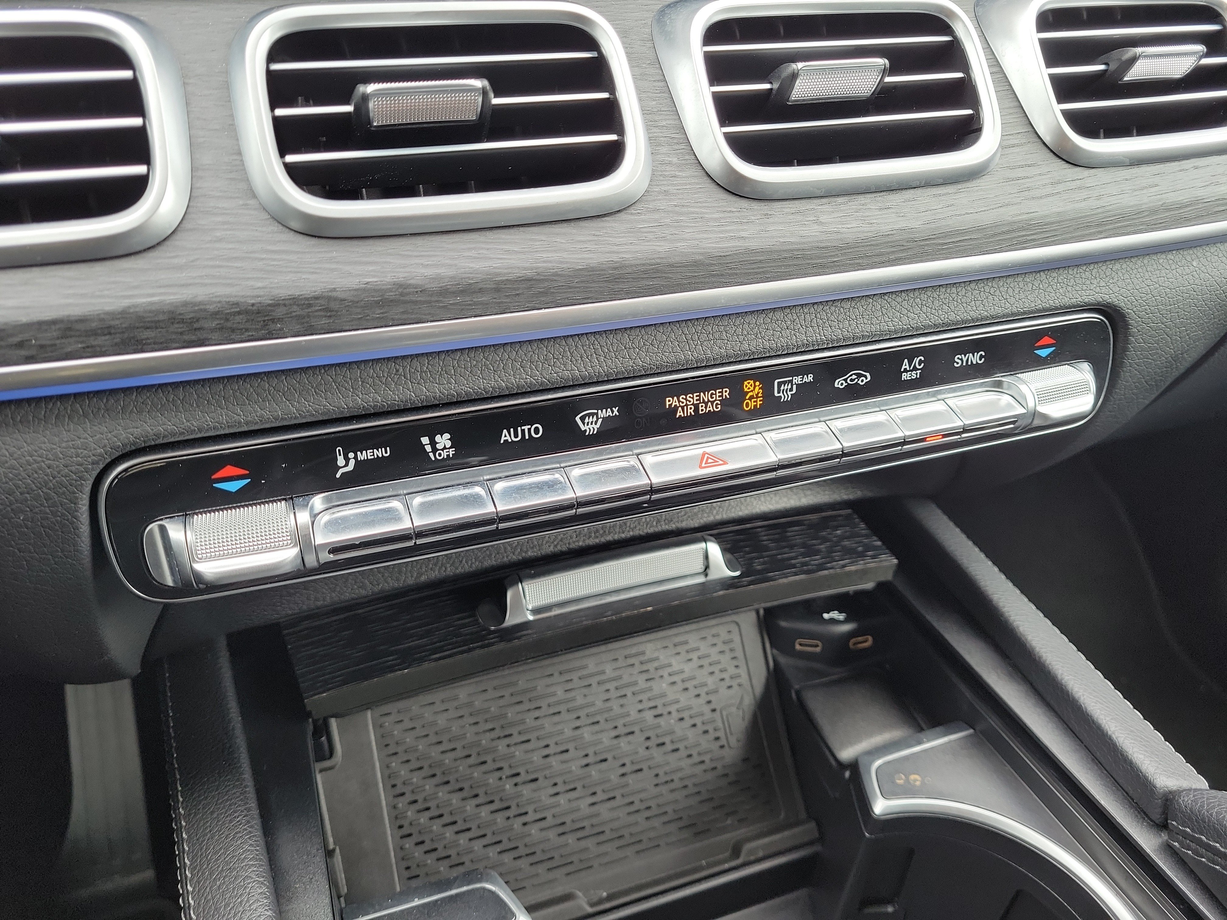 Used 2024 Mercedes-Benz GLE 350 4MATIC image 27