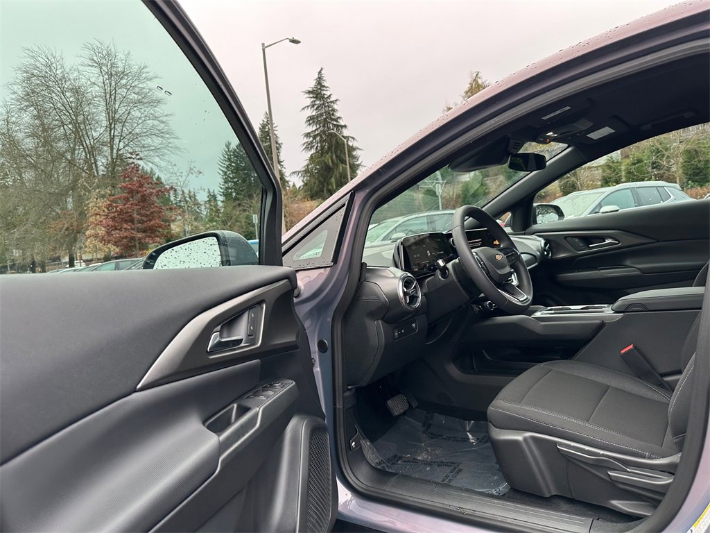 New 2026 Chevrolet Equinox EV LT image 20