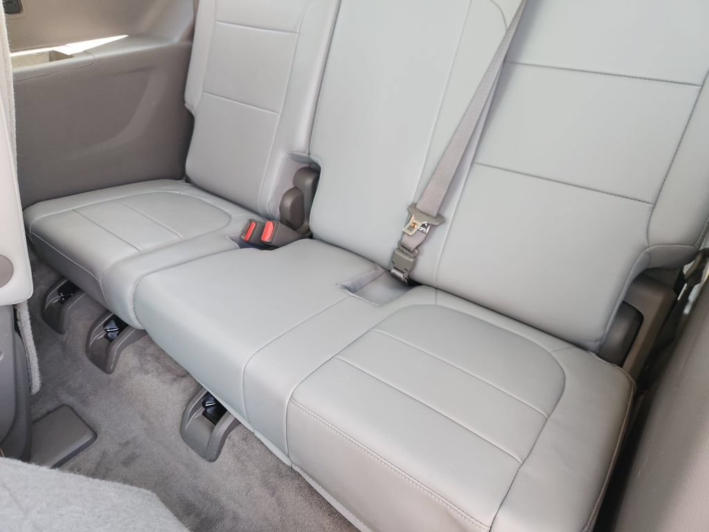 Used 2019 Chevrolet Traverse LT FWD image 28