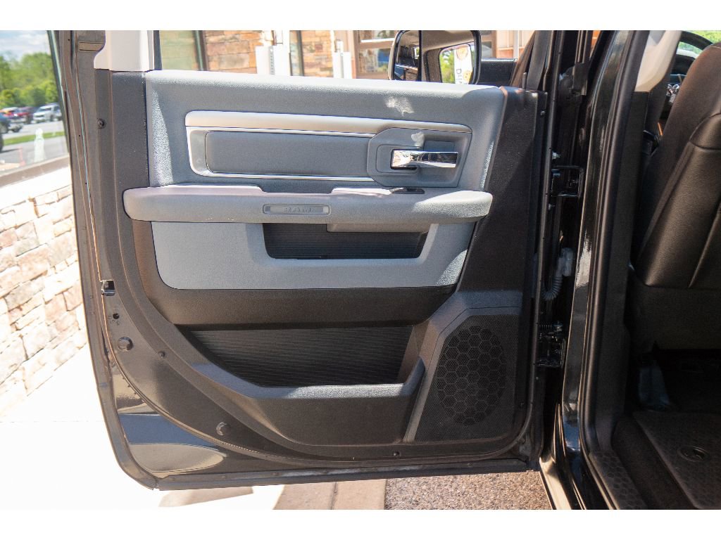 Used 2018 RAM 2500 Big Horn AWD/4WD image 16
