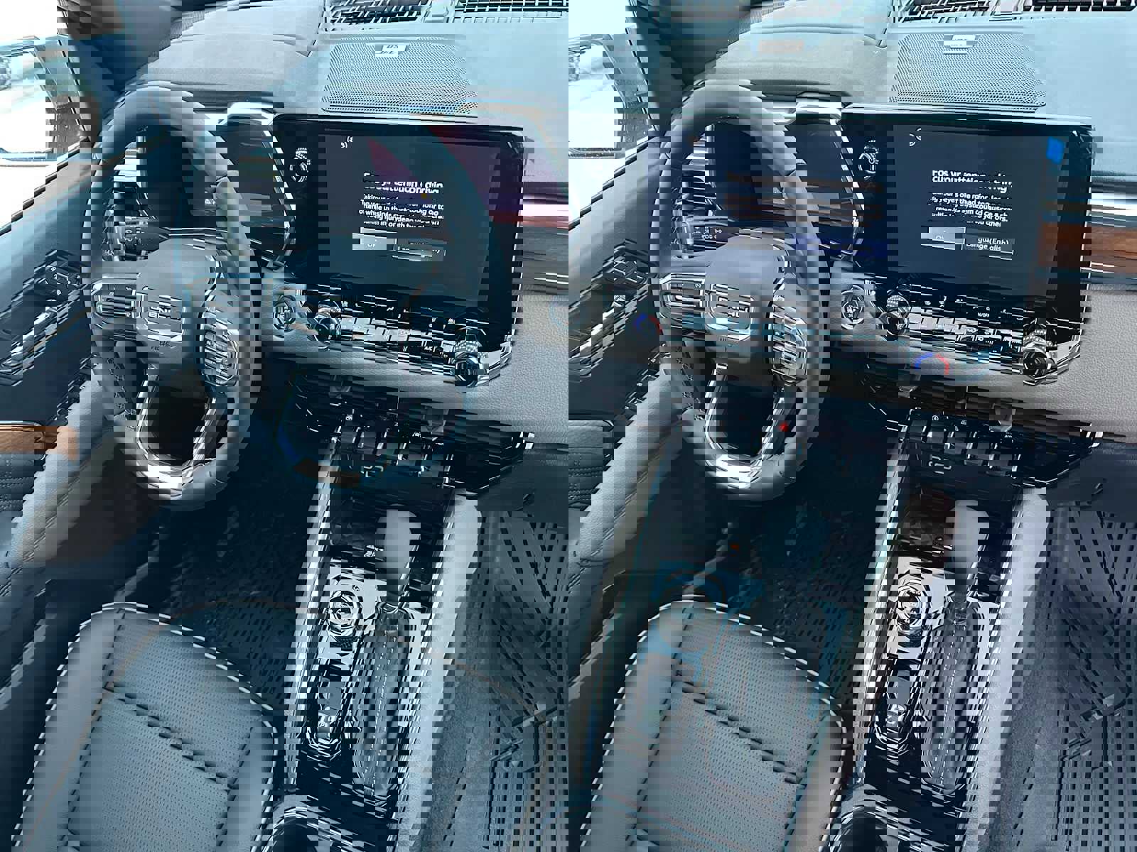 New 2026 GMC Canyon Denali image 11