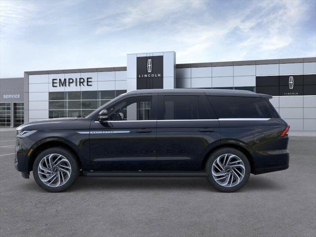 New 2026 Lincoln Navigator Premiere AWD/4WD image 3
