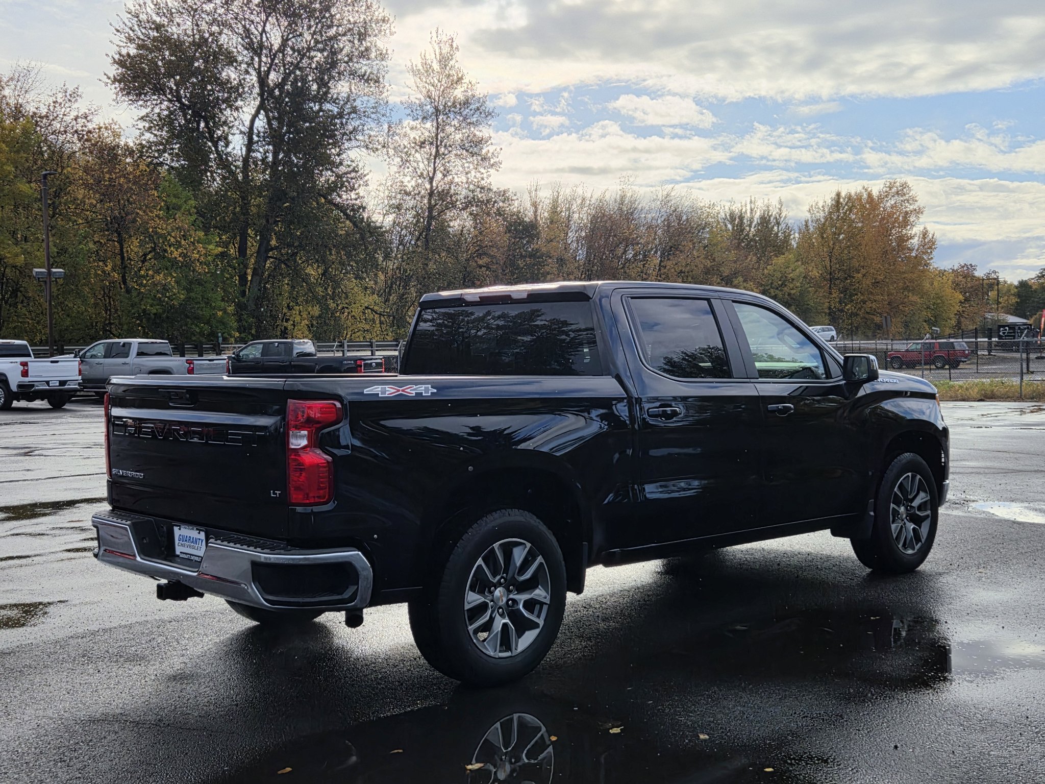 Used 2026 Chevrolet Silverado 1500 LT AWD/4WD image 8