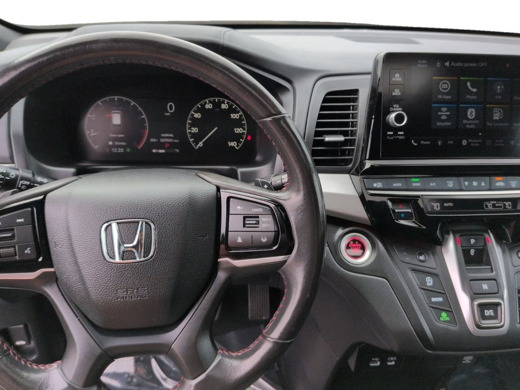 Used 2025 Honda Odyssey Sport-L image 15