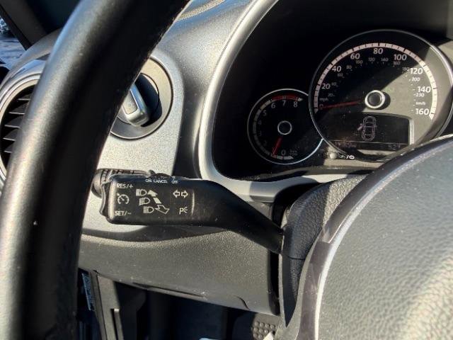 Used 2014 Volkswagen Beetle 2.5 image 21