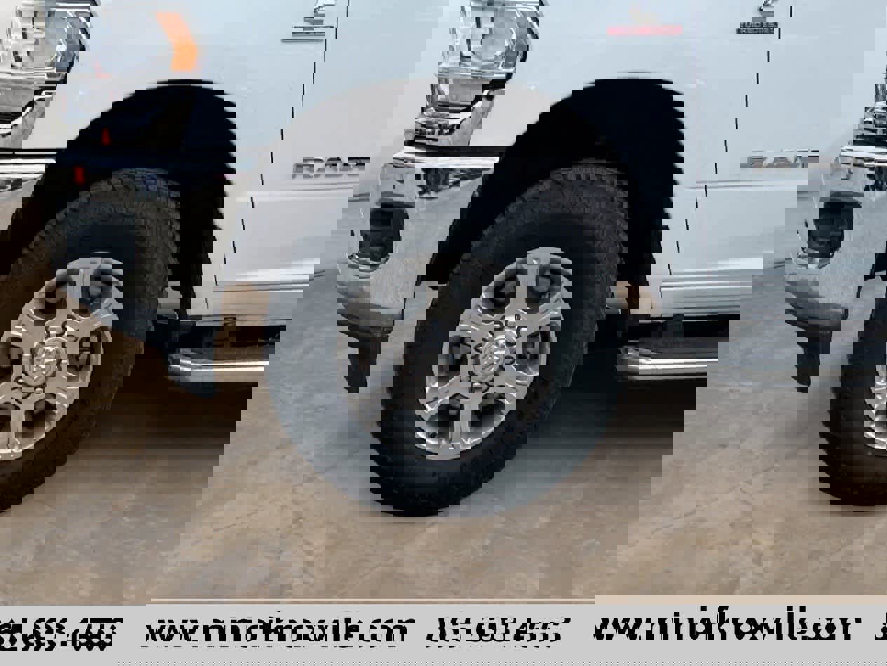 Used 2024 RAM 2500 Big Horn w/ Off Road Package image 9