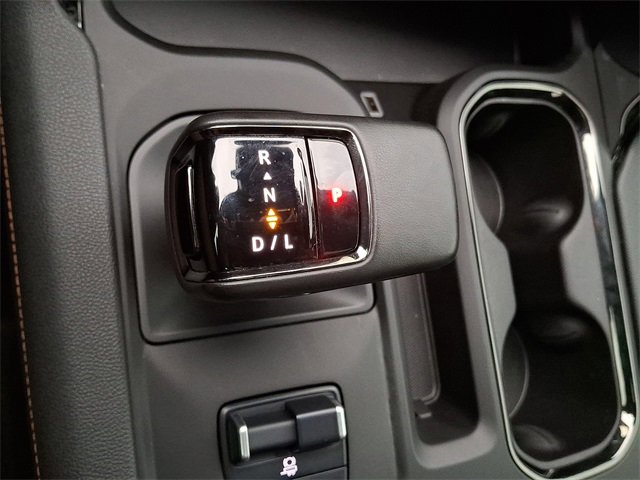 Used 2023 GMC Sierra 1500 AT4 w/ AT4 Preferred Package image 15