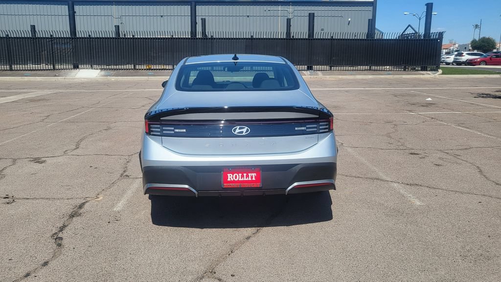 Used 2026 Hyundai Sonata Blue FWD image 8