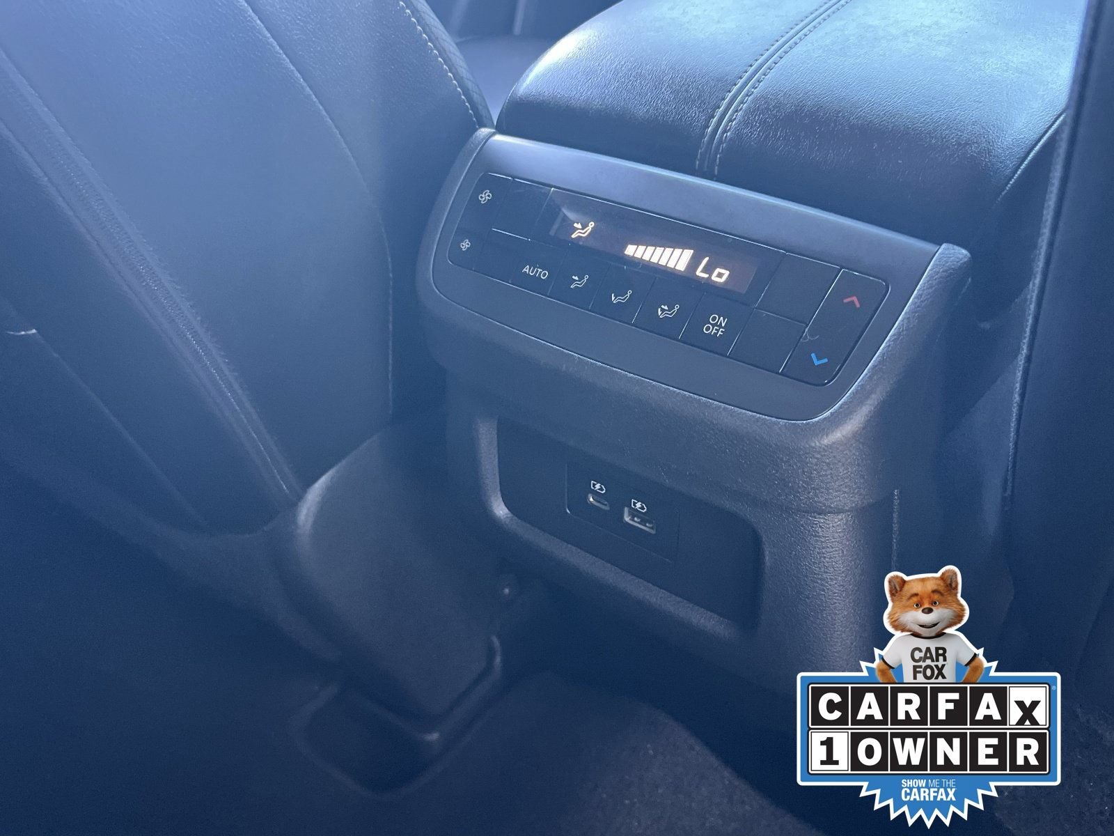Used 2024 Nissan Pathfinder SL w/ Lighting Package (N92) FWD image 17