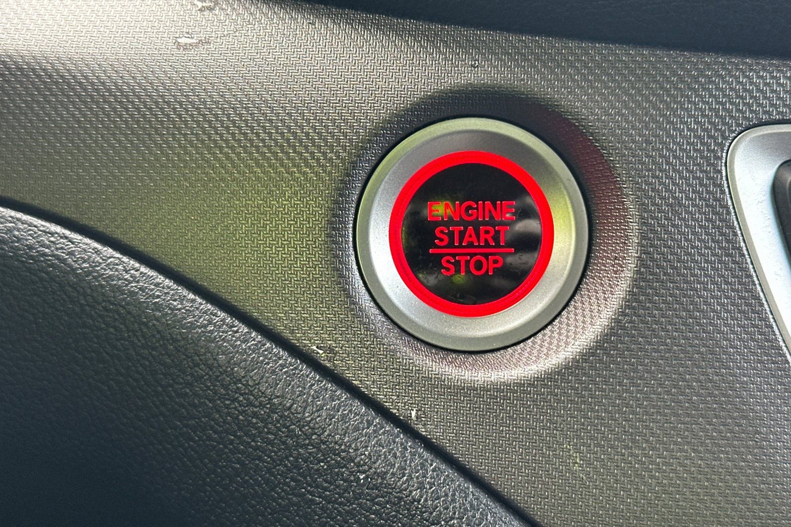 Used 2025 Honda Ridgeline Sport image 25