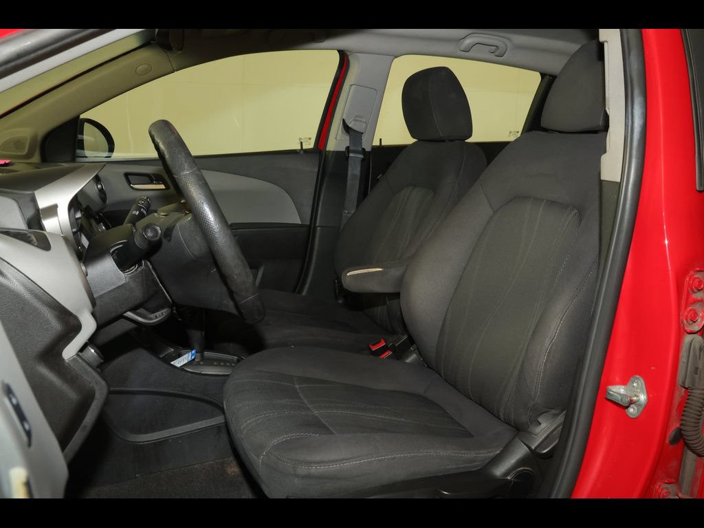 Used 2014 Chevrolet Sonic LT FWD image 6