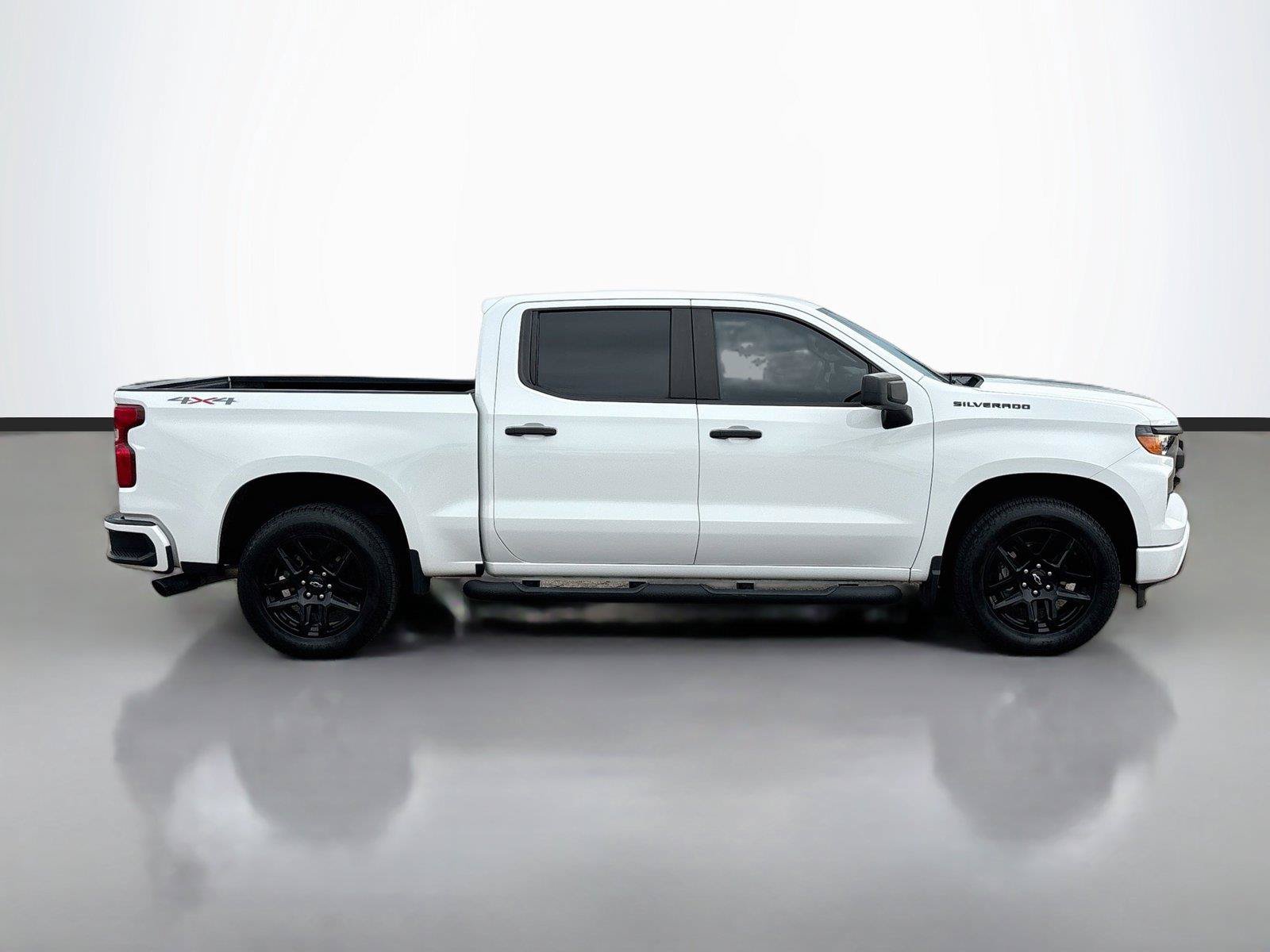Used 2022 Chevrolet Silverado 1500 Custom w/ Rally Edition AWD/4WD image 15
