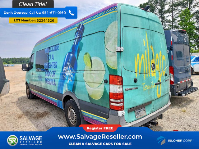 Used 2012 Freightliner Sprinter 2500 RWD image 3