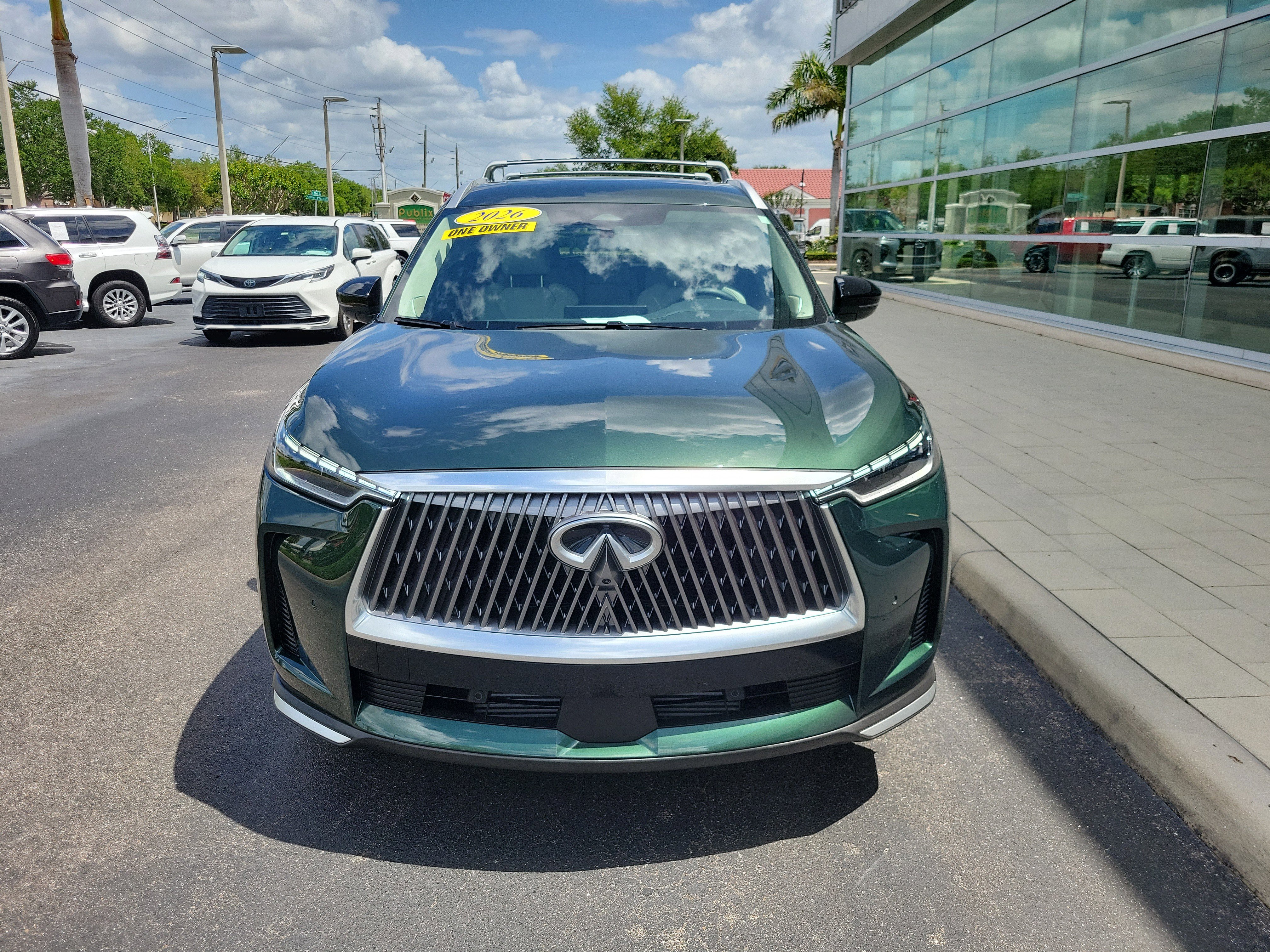 Certified 2026 INFINITI QX60 Luxe w/ Cargo Package image 2