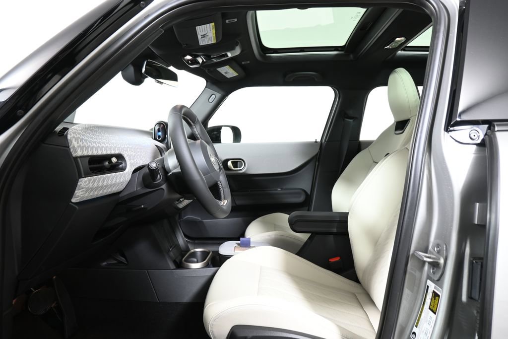 New 2026 MINI Cooper 4-Door Hardtop FWD image 3