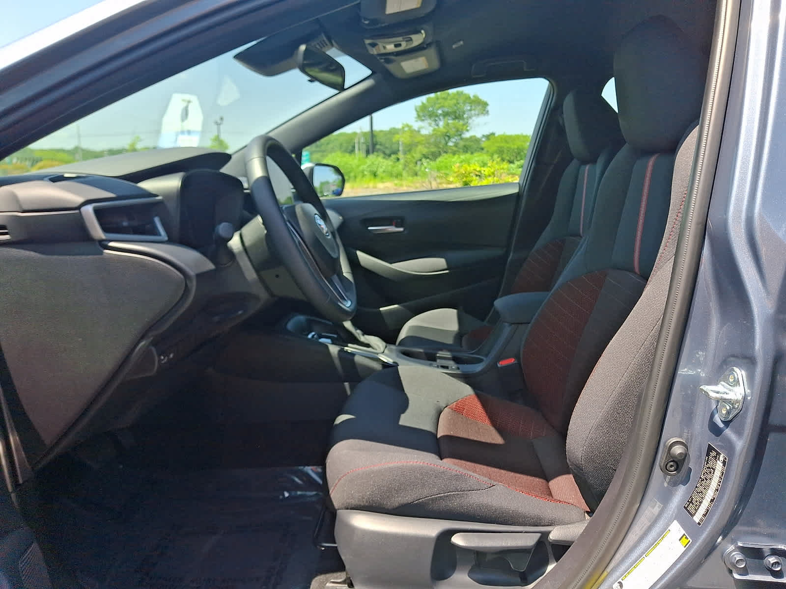 Certified 2026 Toyota Corolla SE FWD image 15