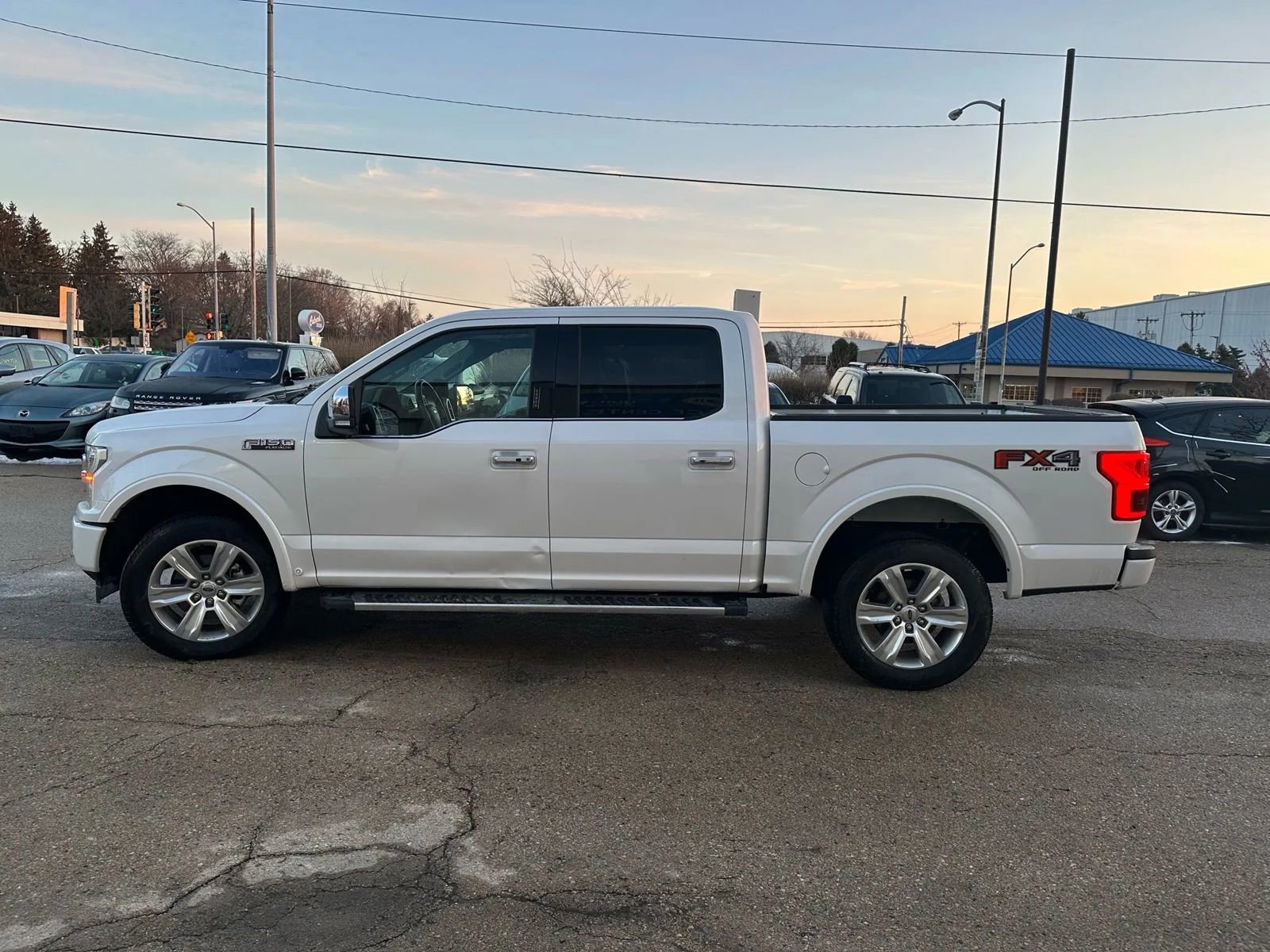 Used 2018 Ford F150 Platinum w/ Equipment Group 701A Luxury image 4