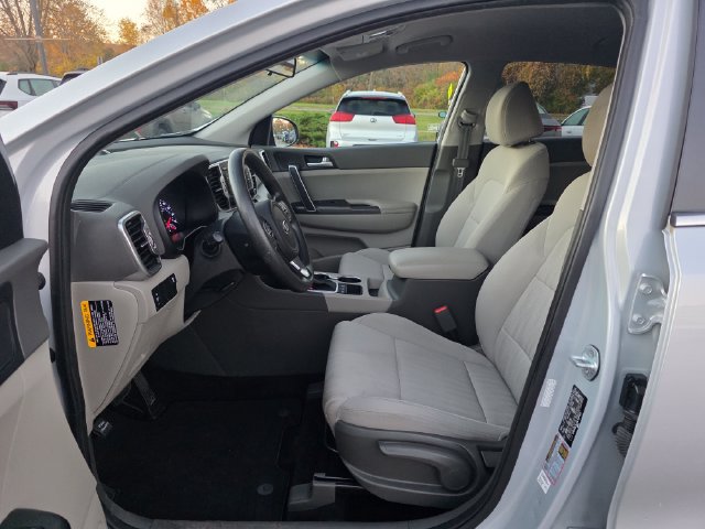 Used 2019 Kia Sportage LX AWD/4WD image 16