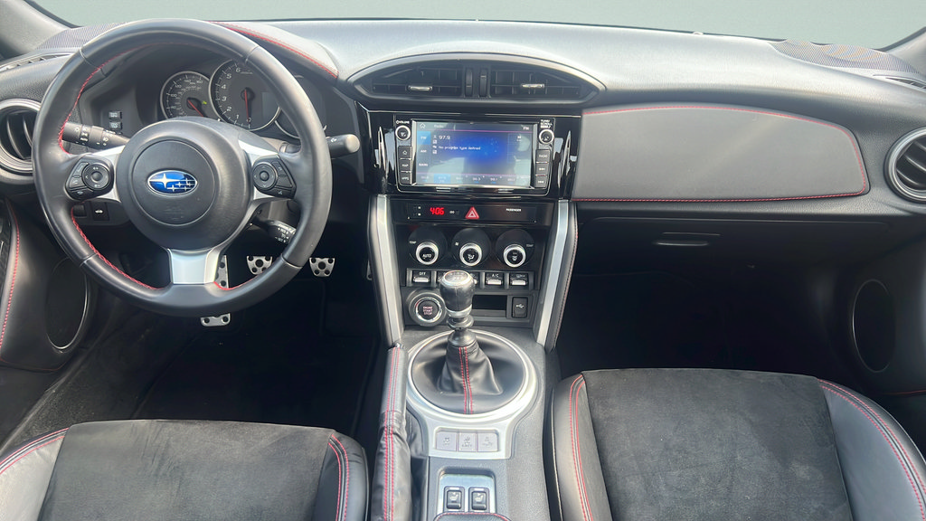 Used 2020 Subaru BRZ Limited RWD image 2
