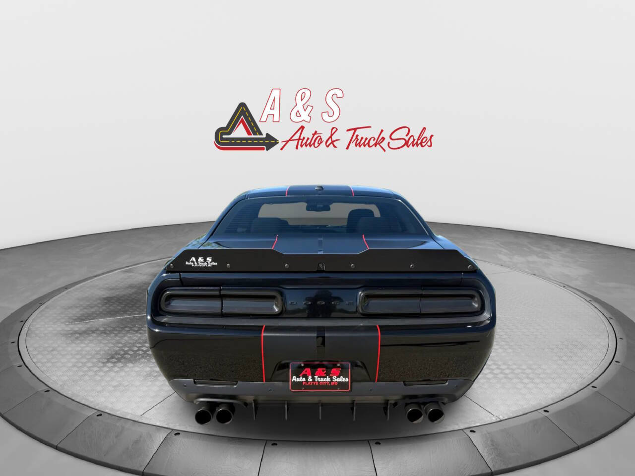 Used 2015 Dodge Challenger R/T w/ Quick Order Package 22B R/T RWD image 6