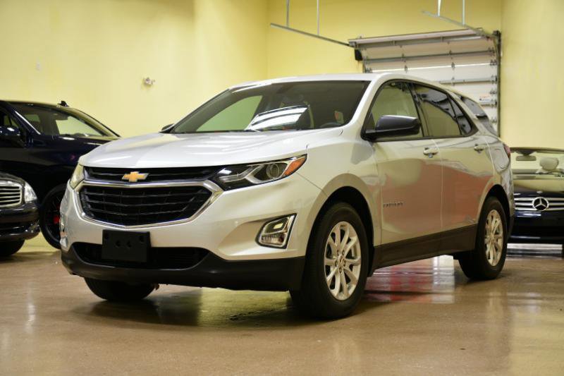 Used 2019 Chevrolet Equinox LS w/ LS Convenience Package FWD image 8