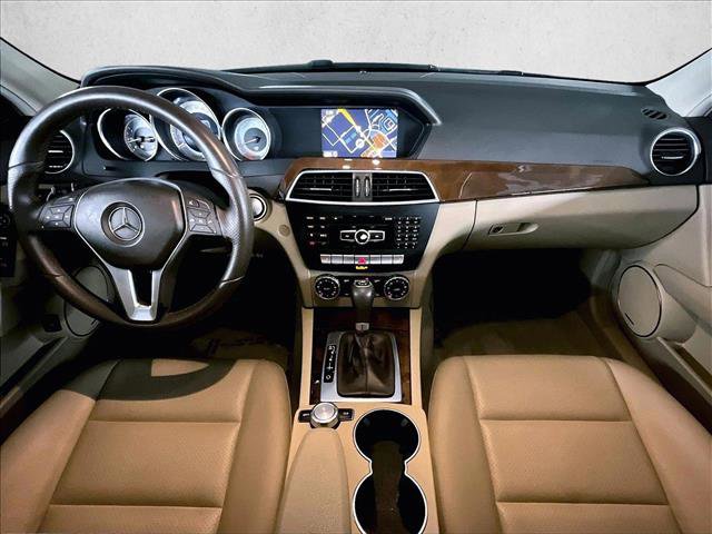 Used 2014 Mercedes-Benz C 250 Sedan image 16