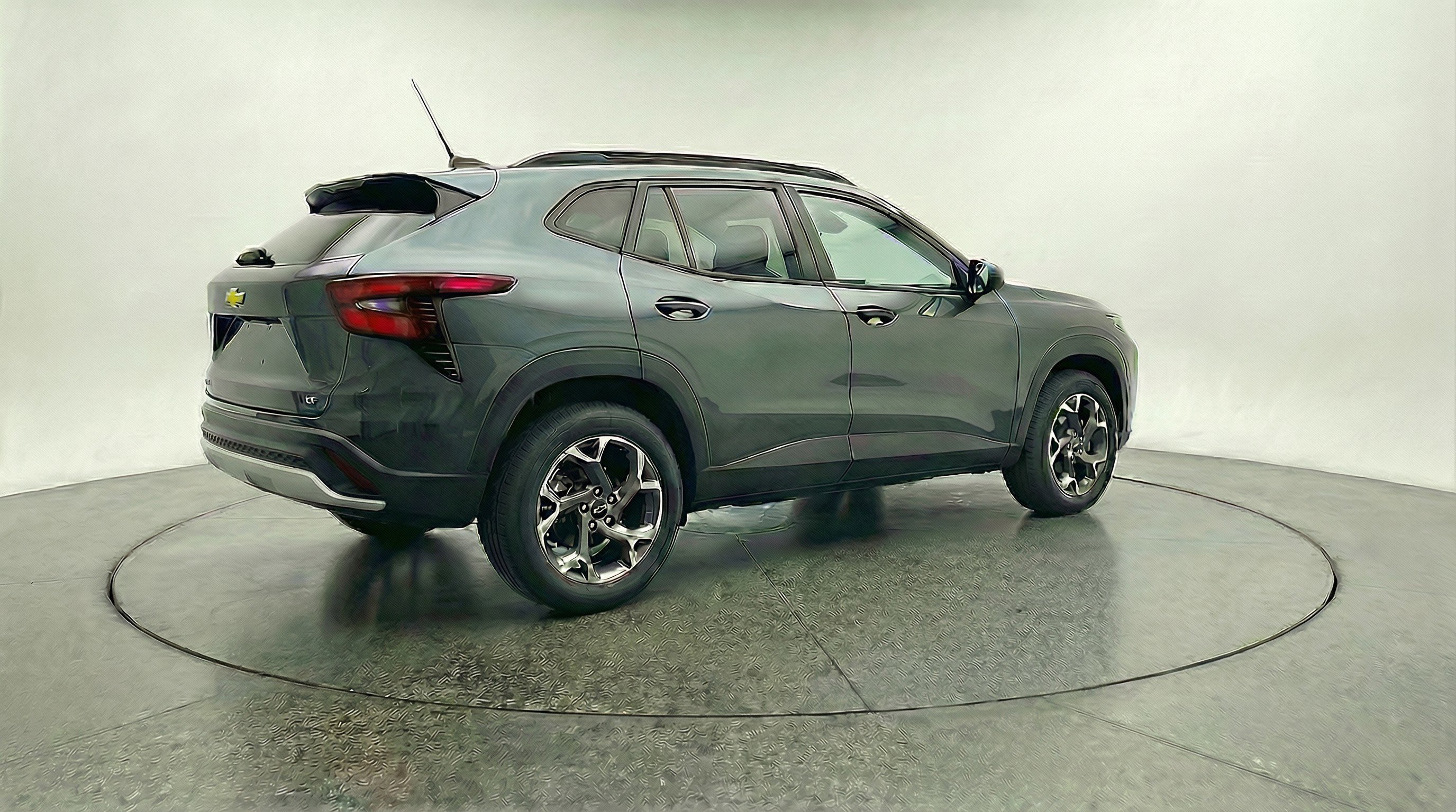 Used 2025 Chevrolet Trax LT w/ LT Convenience Package image 9