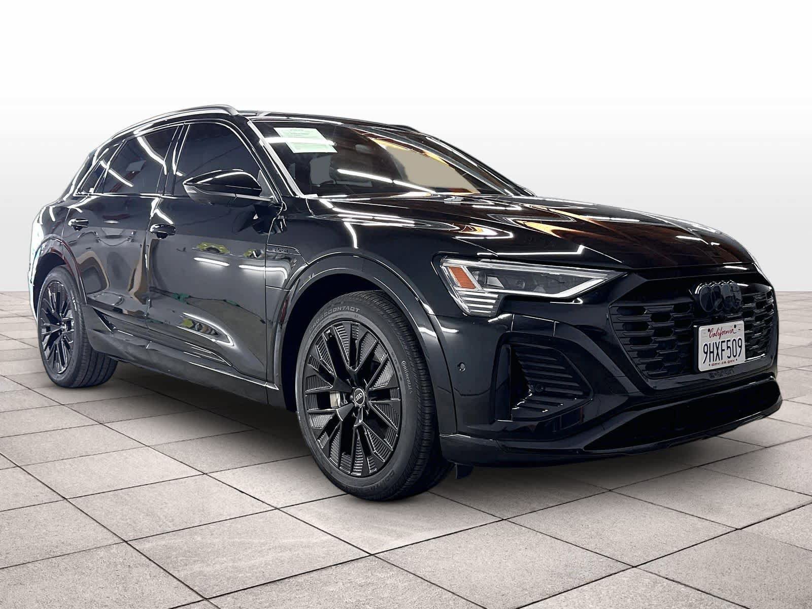 Used 2024 Audi Q8 e-tron Premium Plus w/ Prestige Package AWD/4WD image 2