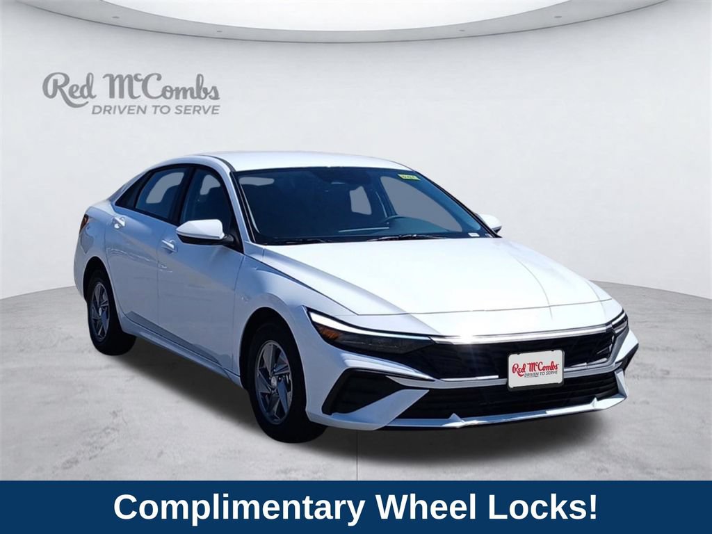 New 2026 Hyundai Elantra SE FWD image 8